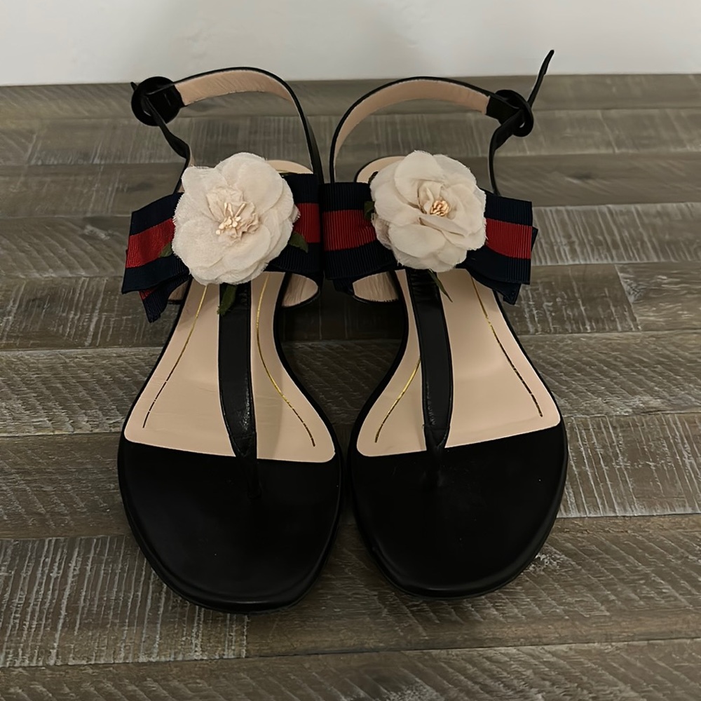 Gucci Sandels